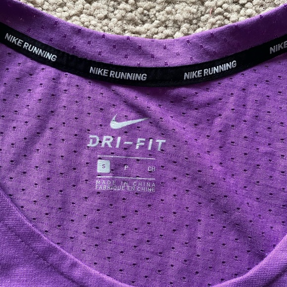 Purple Nike Dri fit singlet - Picture 2 of 3